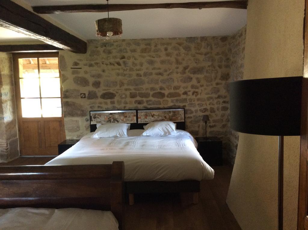 Domaine De Noyer Bed and Breakfast Saint-Christophe-en-Brionnais Δωμάτιο φωτογραφία